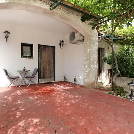 Appartamento Bilberry Biograd Na Moru