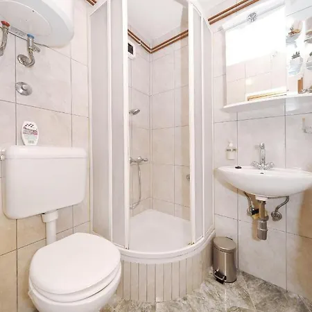 Bilberry Apartment *