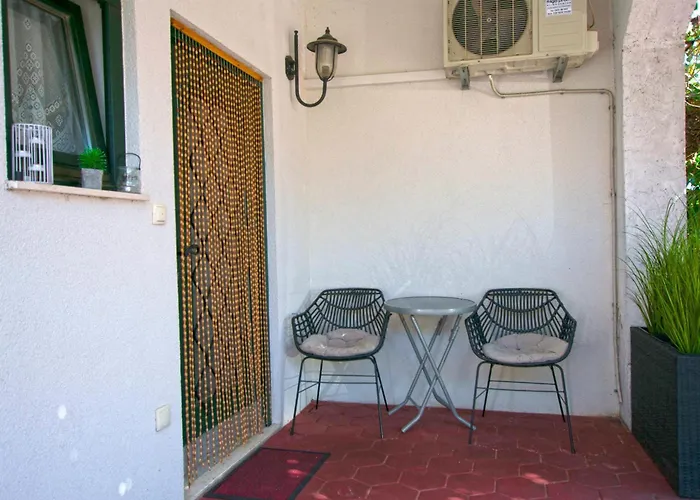 Apartament Bilberry Biograd Na Moru